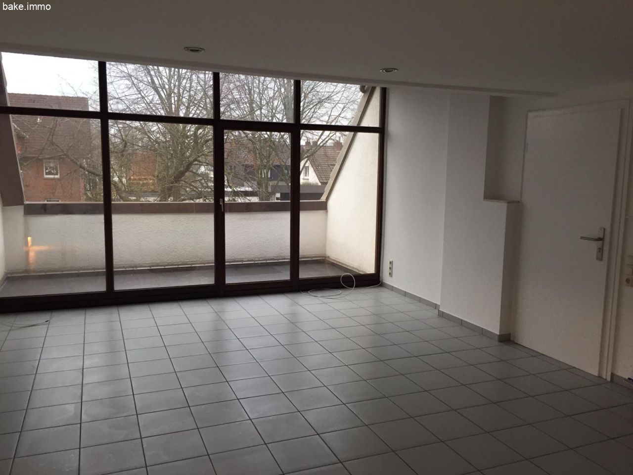 3-Zimmer-Maisonette-Wohnung imit Einbauküche n ruhiger, zentraler Wohnlage  