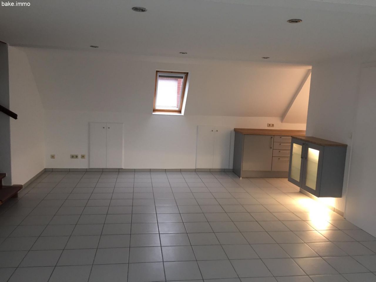 3-Zimmer-Maisonette-Wohnung imit Einbauküche n ruhiger, zentraler Wohnlage 