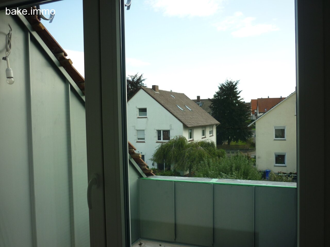 Schicke, gut geschnittene 2 Zimmer-Dachgeschoss-Wohnung mit Loggia inkl. Stellplatz
